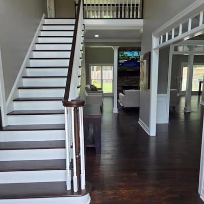 Near LakePoint! Spacious 3-Story Retreat